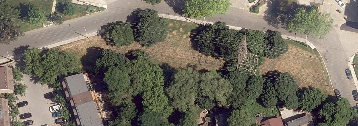 East York Hydro Green Space — site photograph