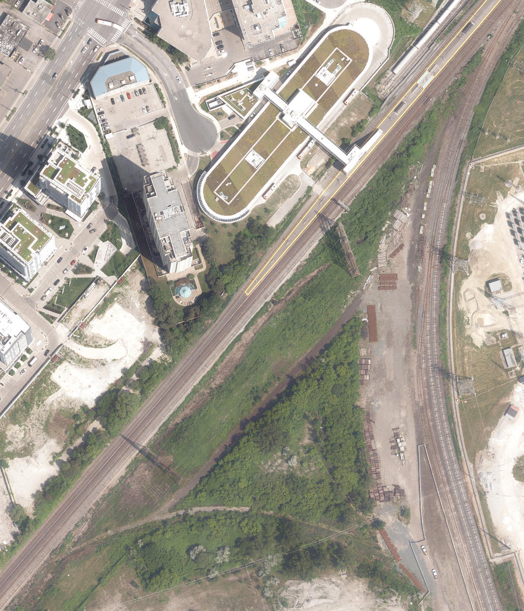 Etobicoke Hydro Green Space — site photograph