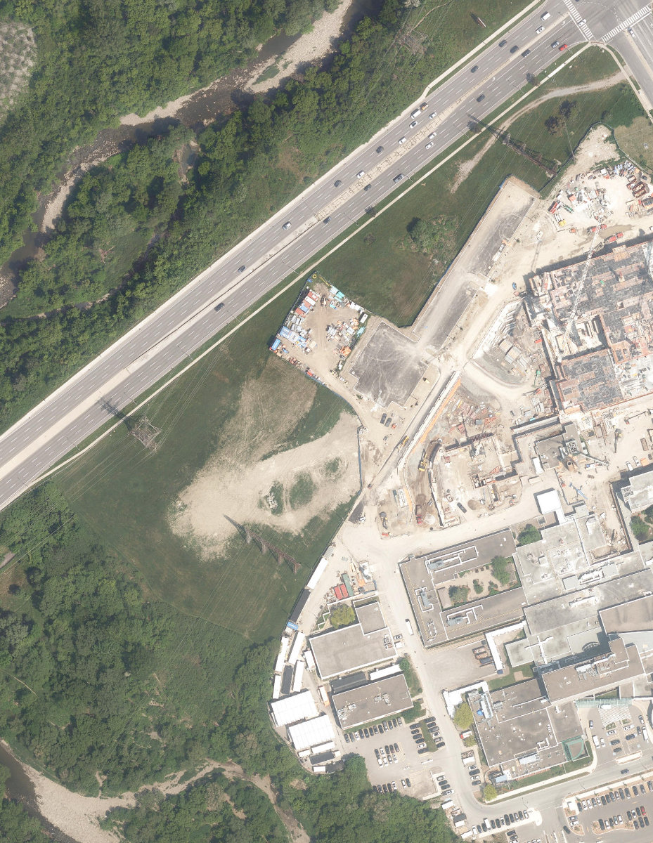 Etobicoke Hydro Green Space, site photograph