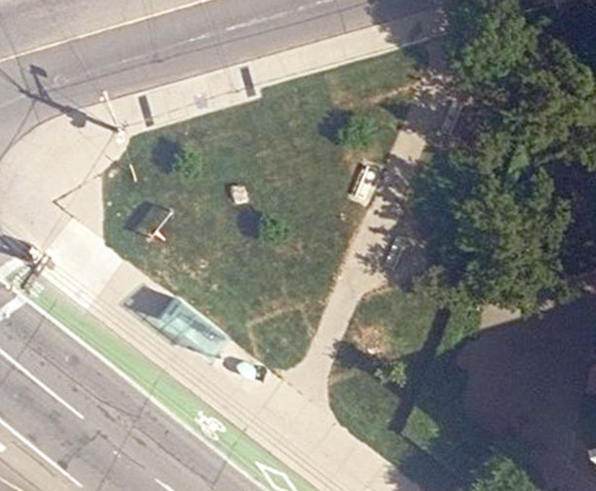 Belmont Parkette — site photograph