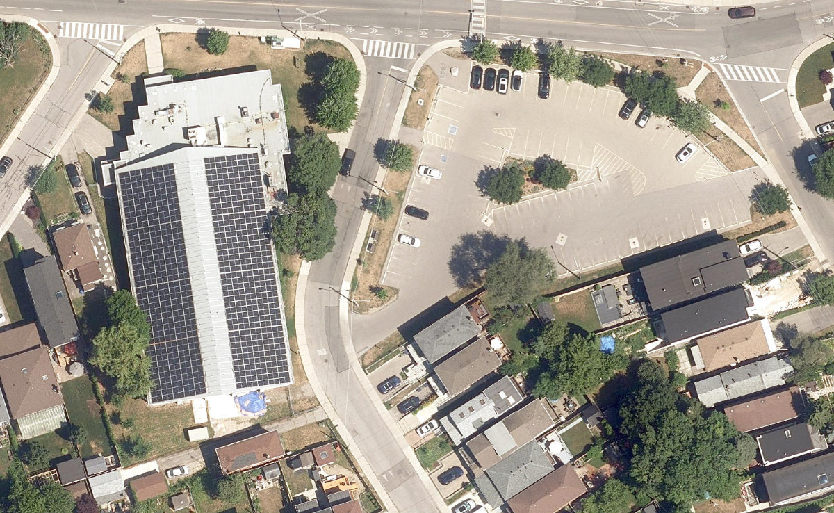 EAST YORK CURLING CLUB - Building Grounds — site photograph