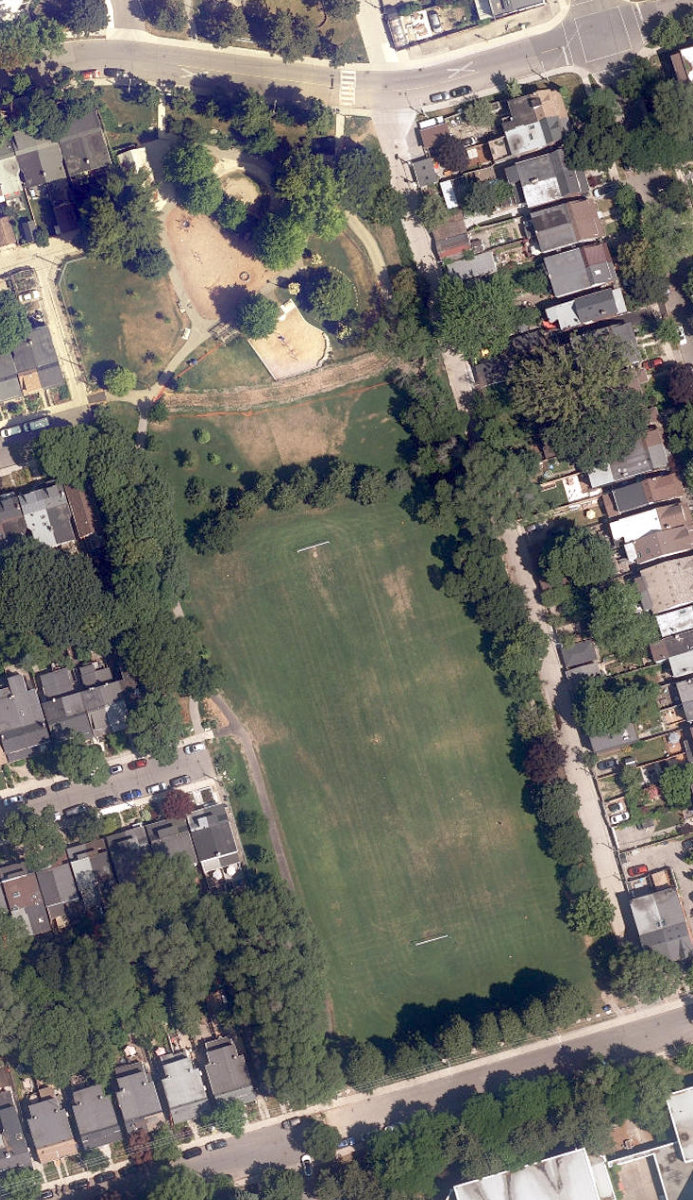 Felstead Avenue Playground — aerial / top-down view