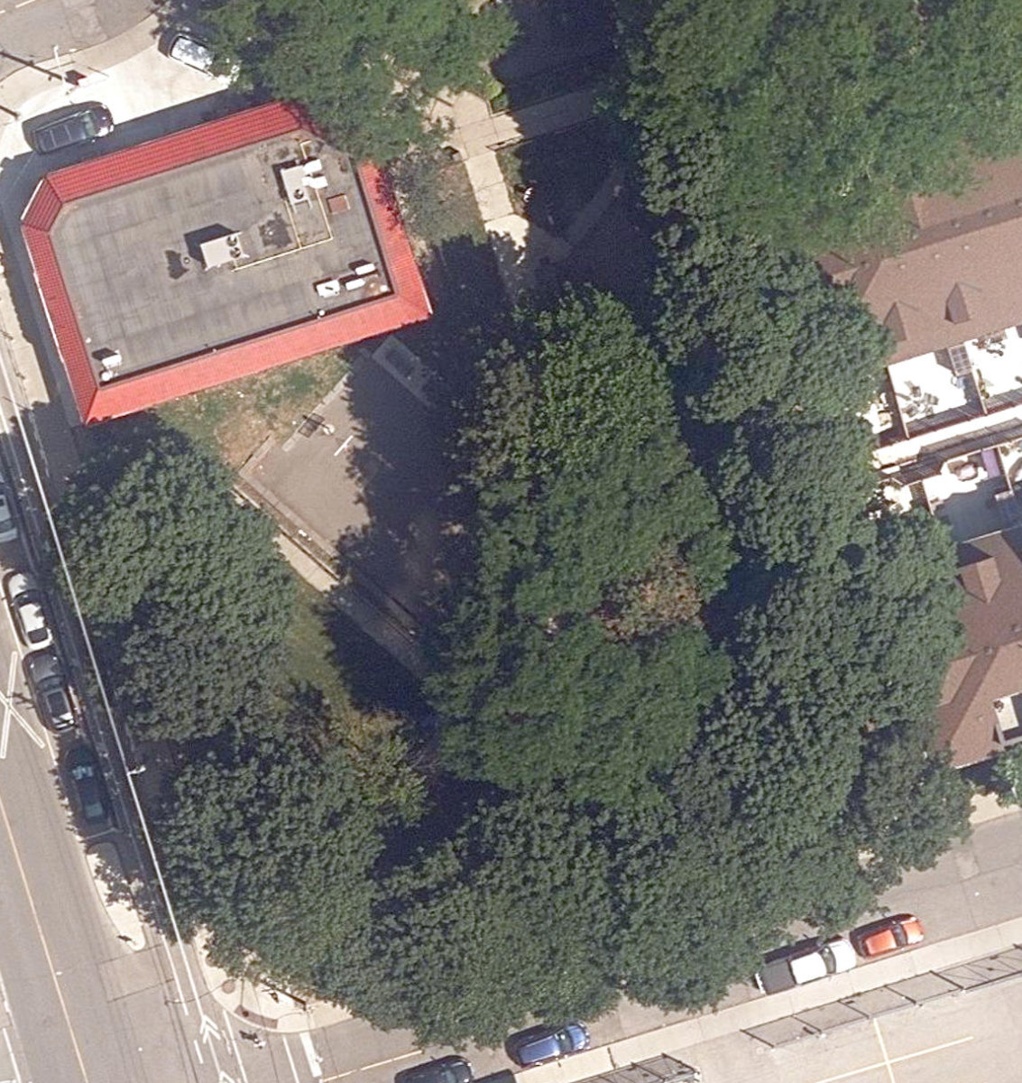 Oak Street Park — aerial / top-down view