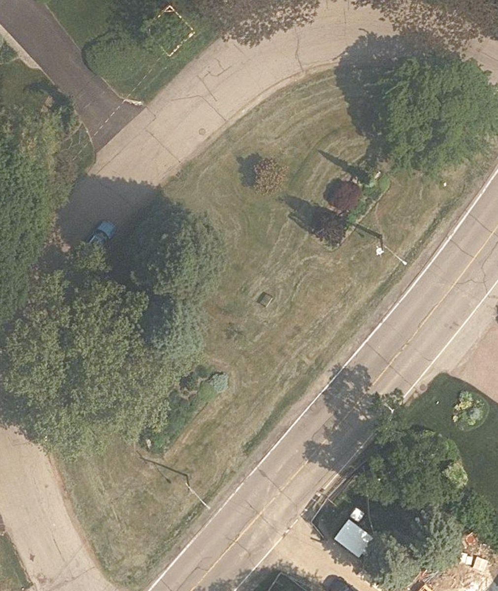 Wimbleton Road North Parkette — site photograph