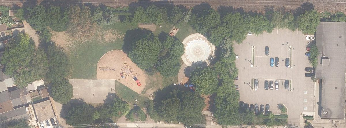 Vine Avenue Playground — site photograph