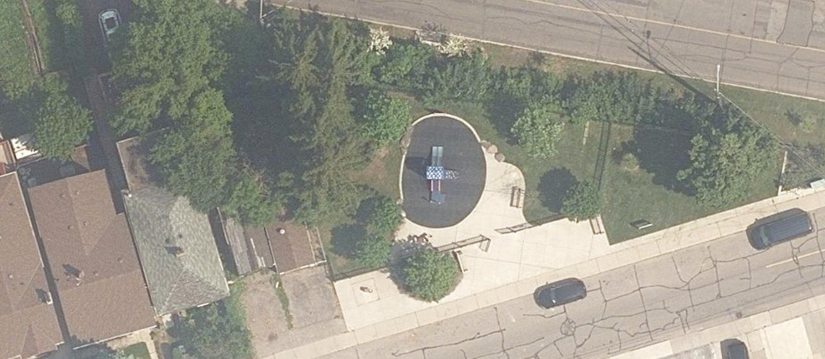 Marble Hill Parkette — site photograph