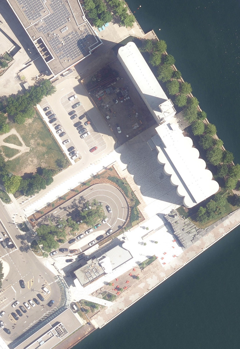 BATHURST QUAY PARKS YARD - Building Grounds — site photograph