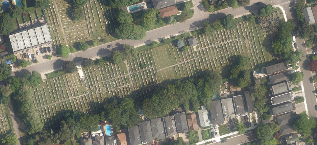 Roselawn Avenue Cemetery — site photograph
