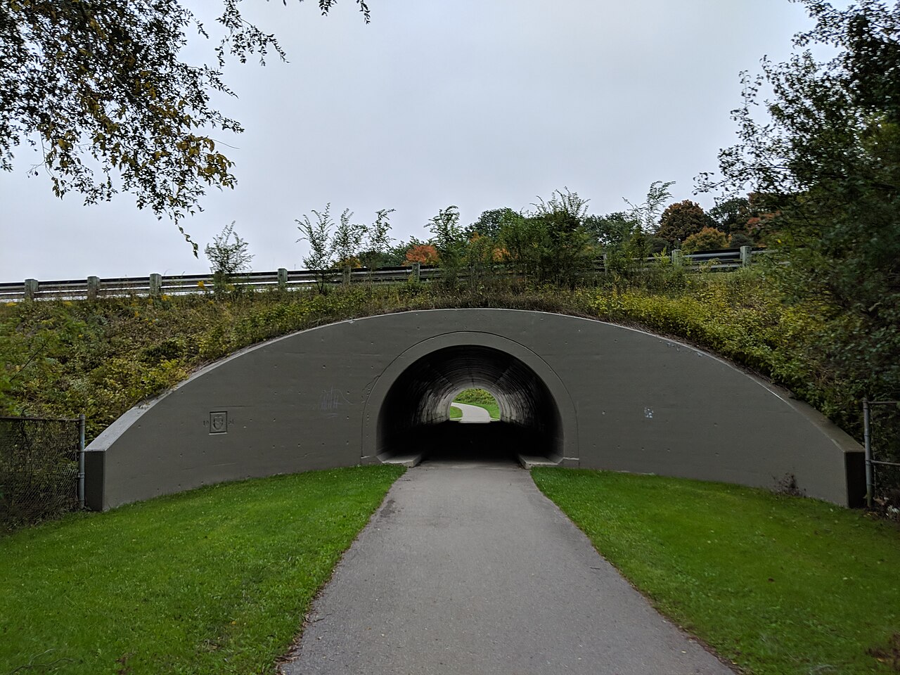 Moccasin Trail Park, site photograph