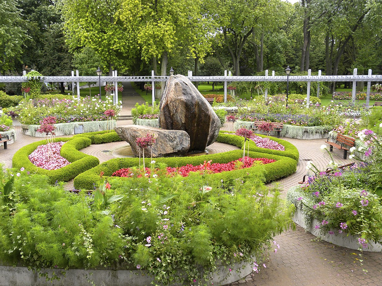 Rosetta Mcclain Gardens, site photograph