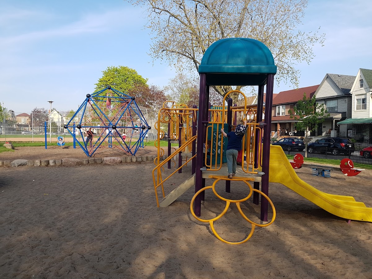 Mccormick Park — site photograph