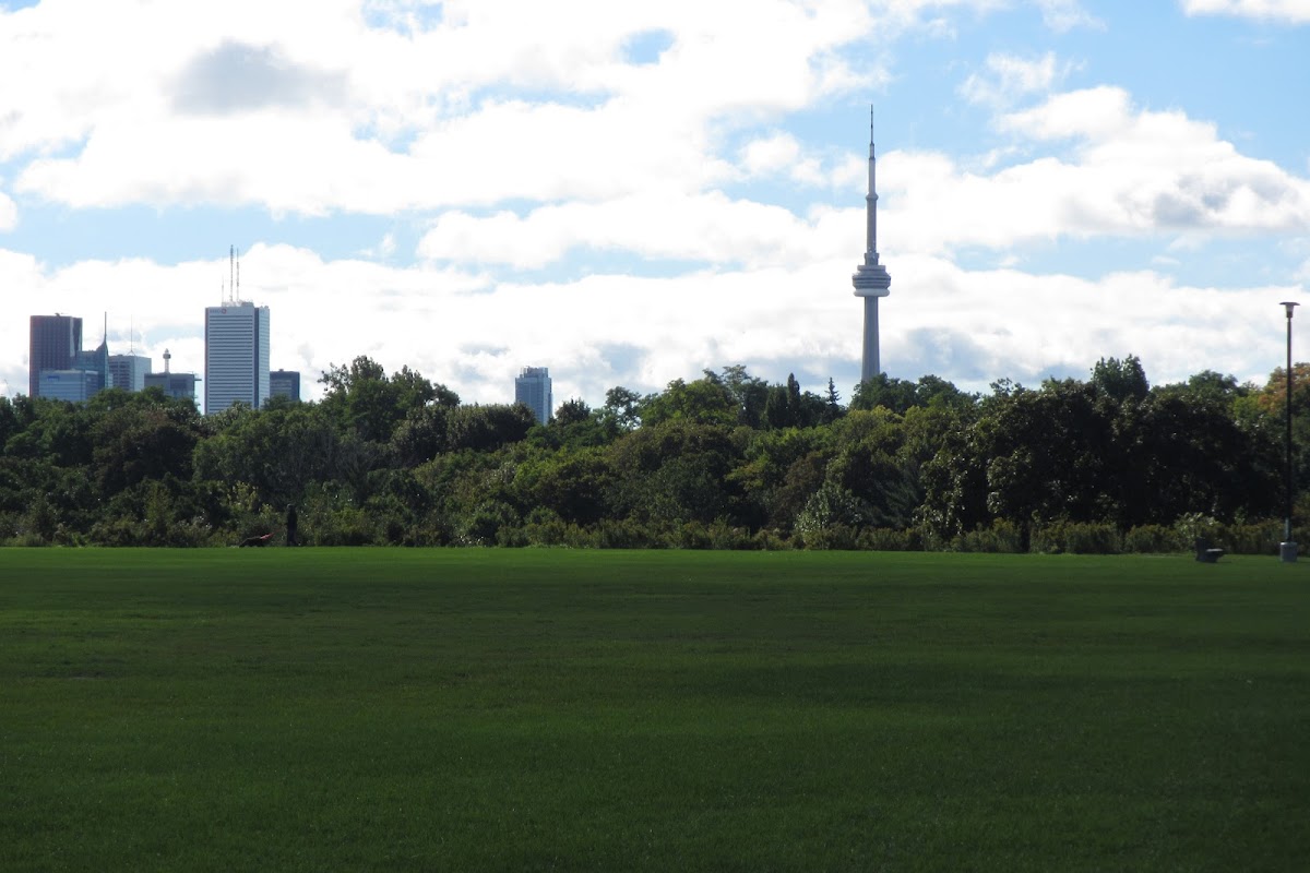 Sir Winston Churchill Park — site photograph